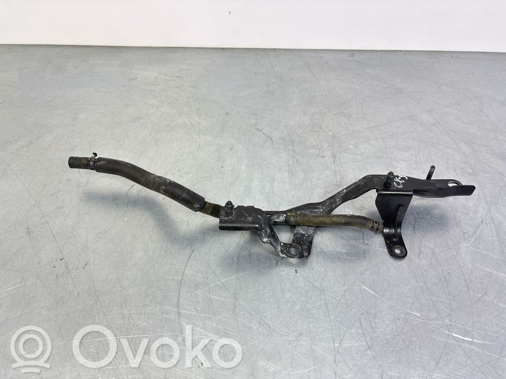 Mazda CX-5 II Engine coolant pipe/hose 