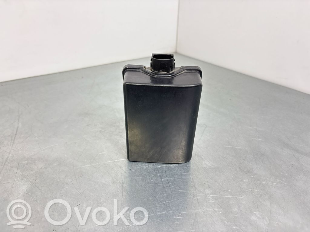 Radar / Czujnik Distronic   6799136,141729100