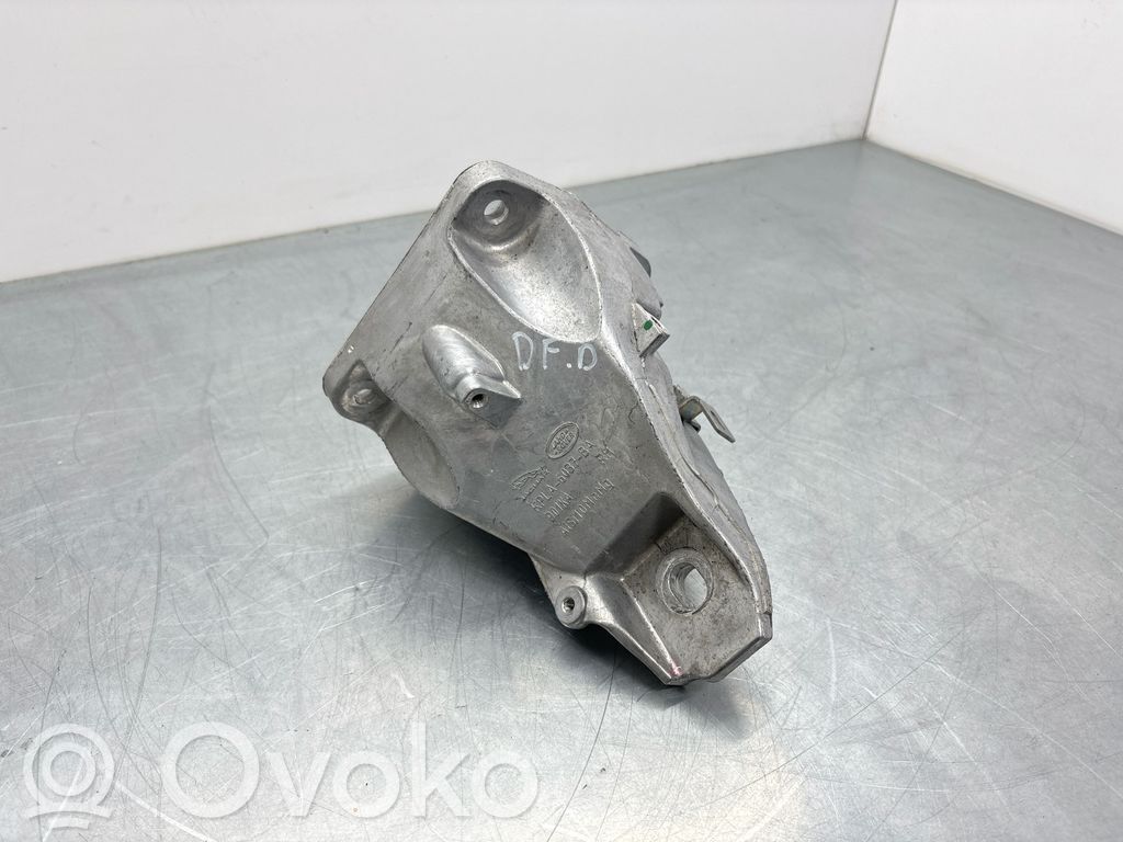 Land Rover Defender Engine mount bracket 