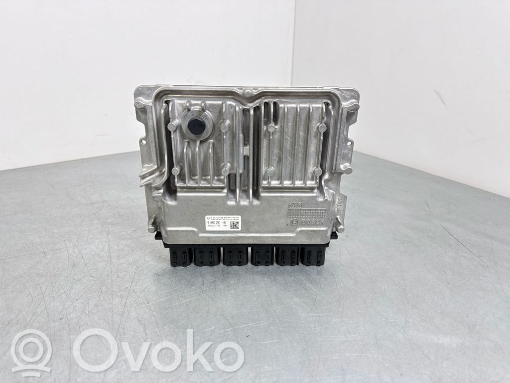 BMW 3 G20 G21 Engine control unit/module 