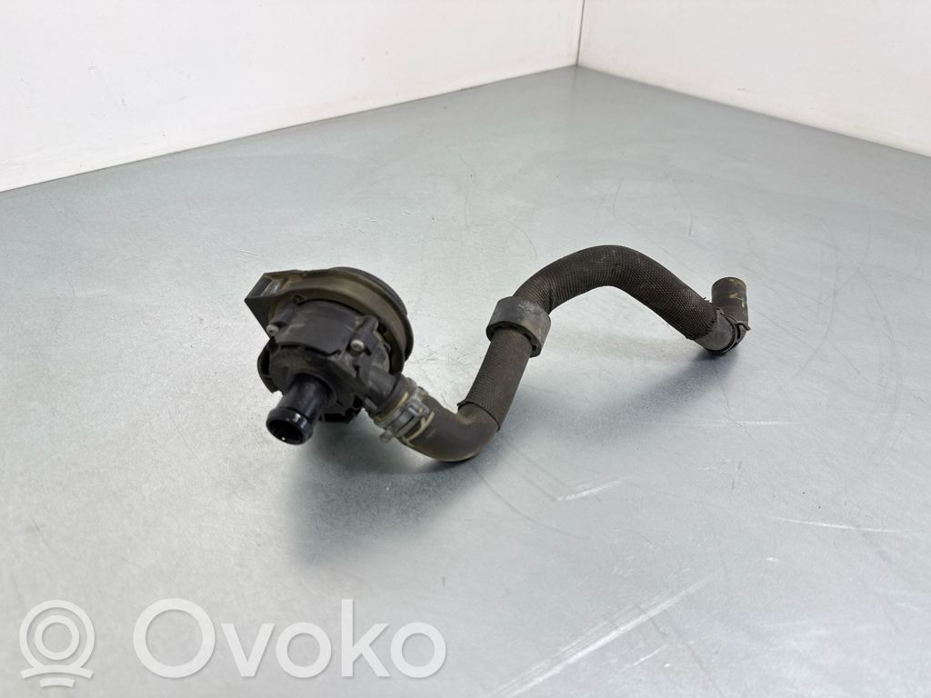 Volkswagen PASSAT B8 Cirkuliacinis el. siurbliukas 