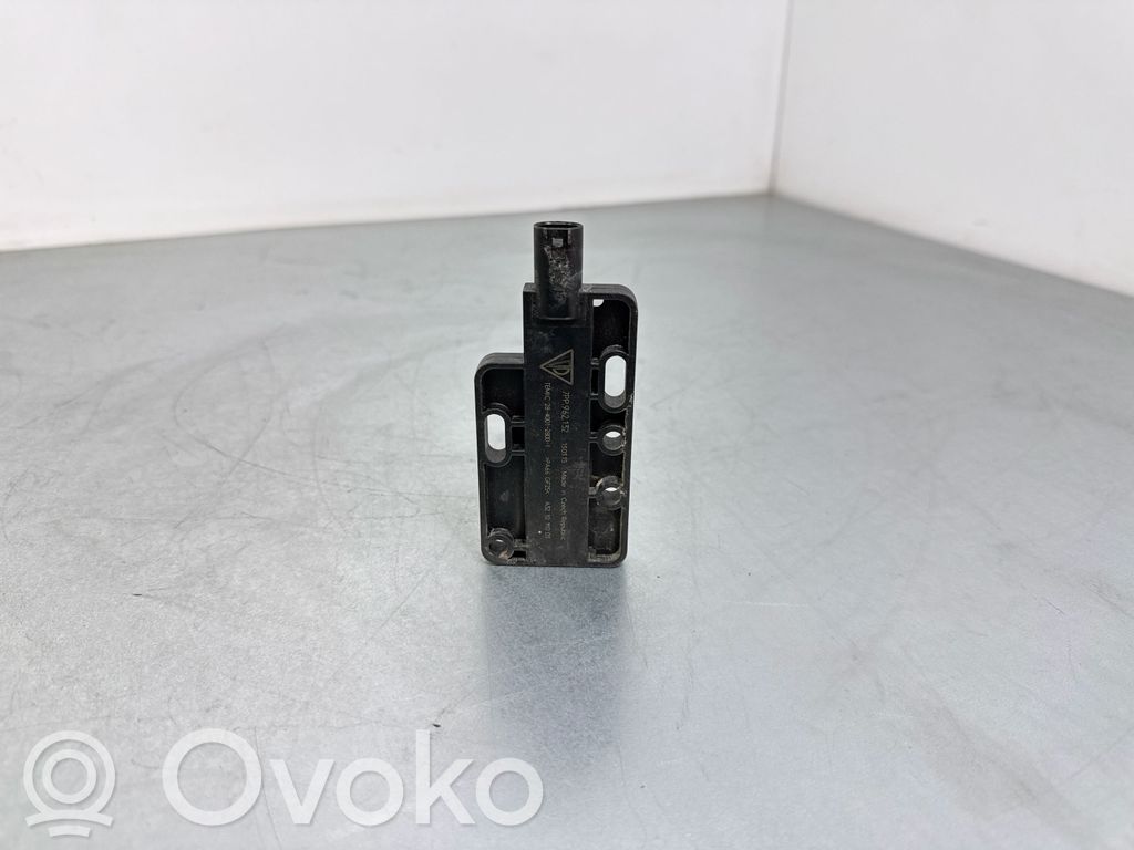 Porsche Macan (95B) Keyless (KESSY) go control unit/module 
