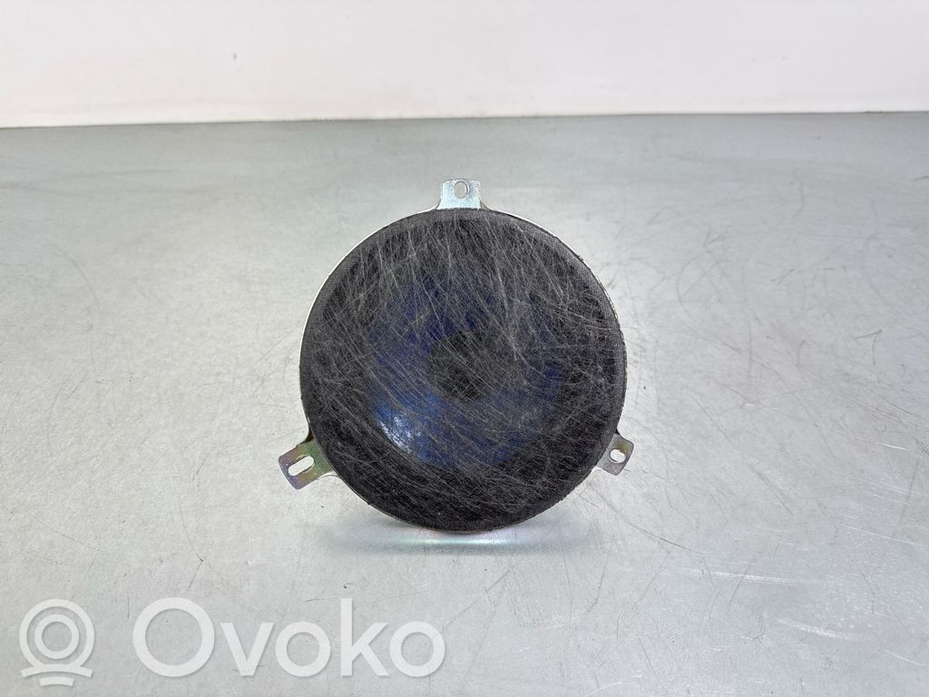 Jeep Grand Cherokee Rear door speaker 