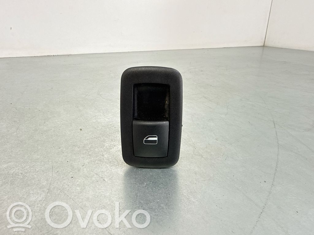 Jeep Grand Cherokee Electric window control switch 