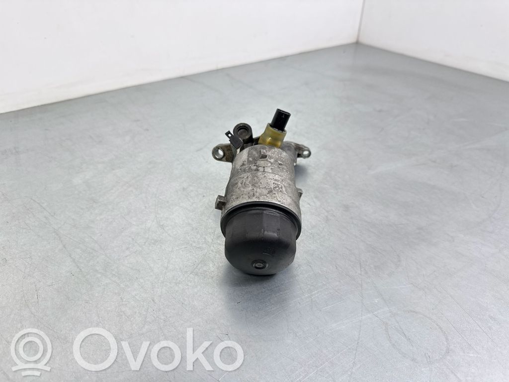 Jaguar F-Pace Oil filter mounting bracket 