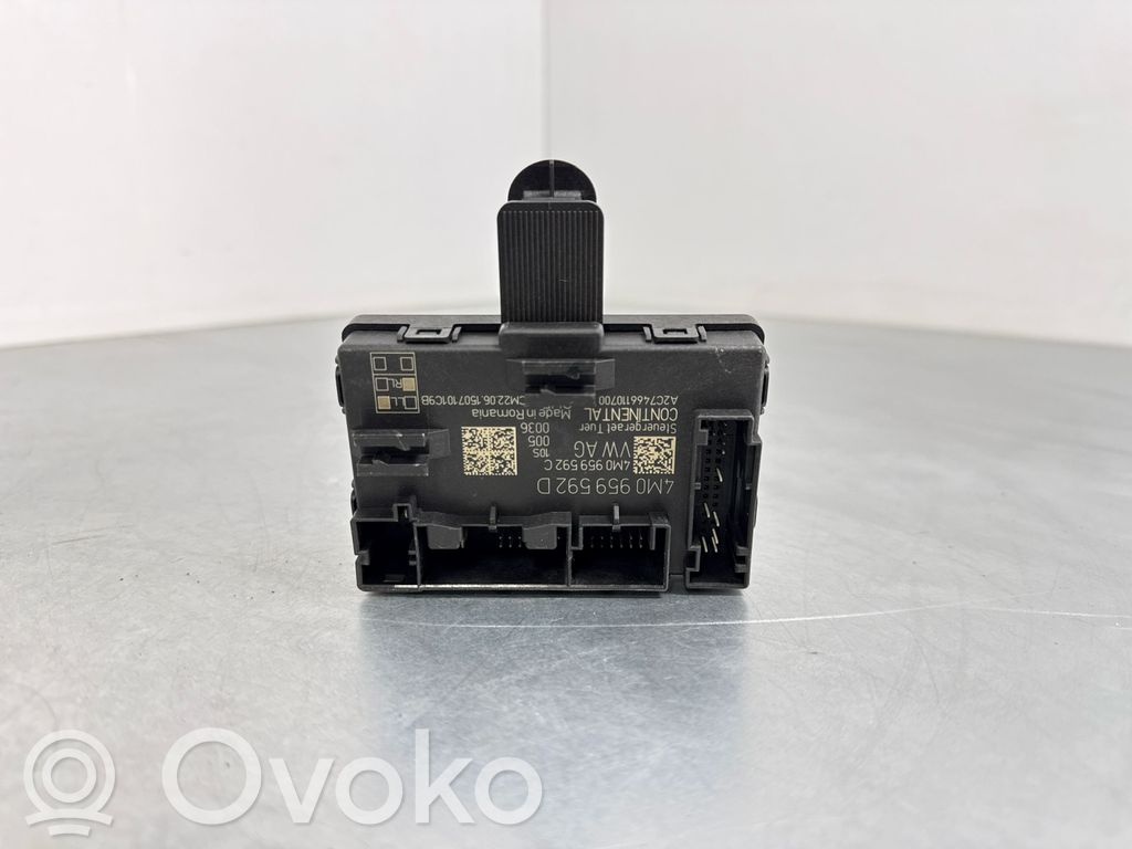 Audi Q7 4M Door control unit/module 