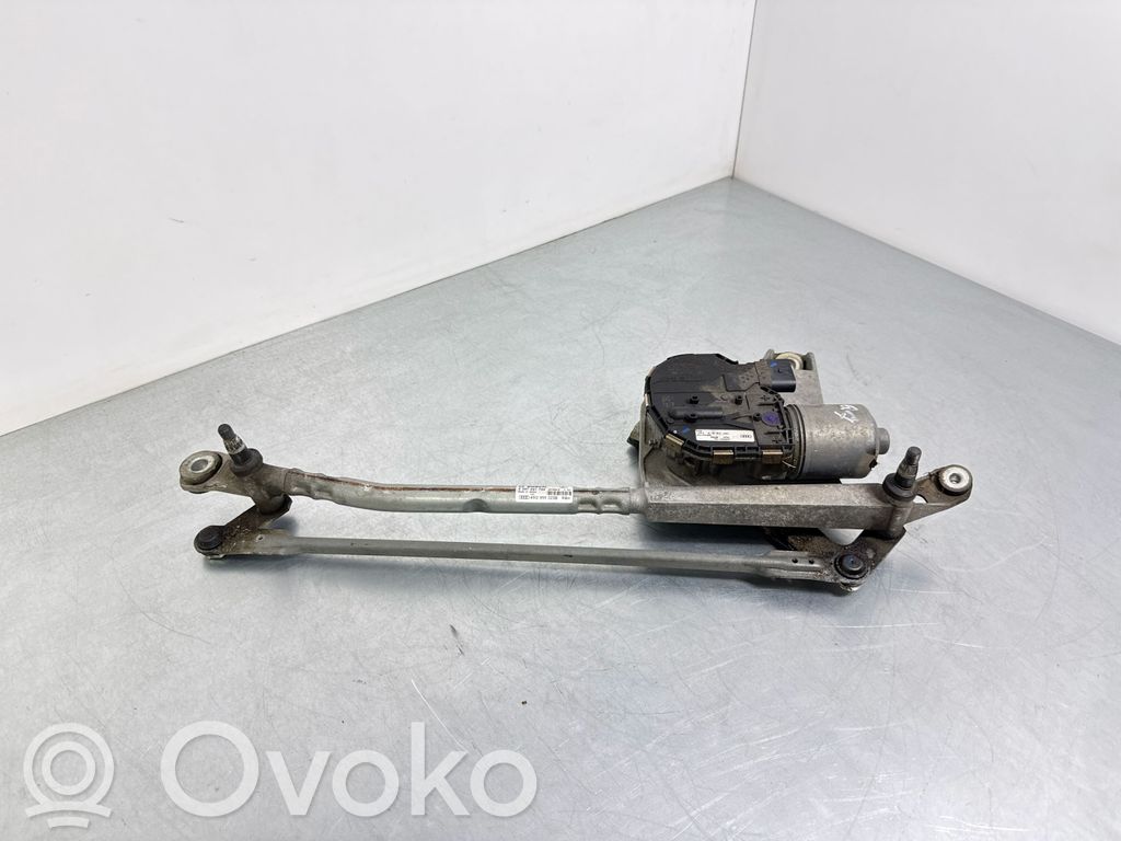 Audi Q7 4M Mechanizm i silniczek wycieraczek szyby przedniej / czołowej 