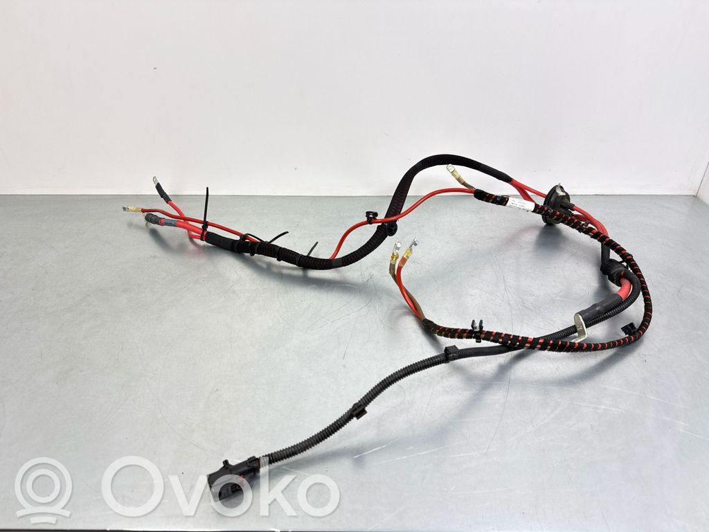 Audi Q7 4M Cable positivo (batería) 