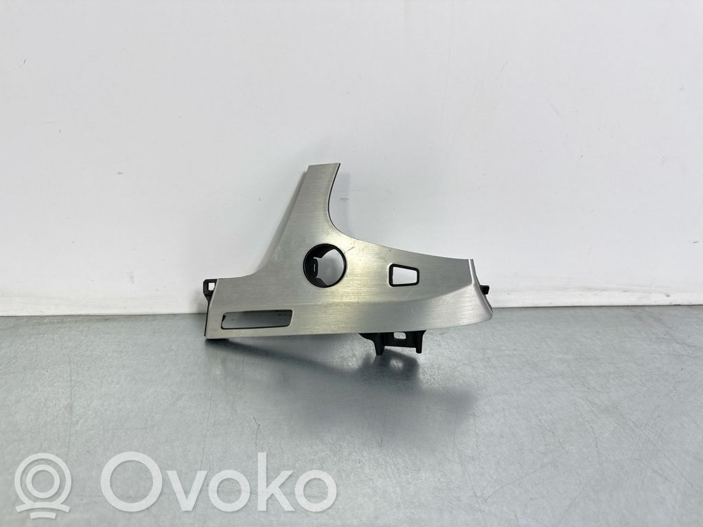 Audi Q7 4M Dashboard glove box trim 