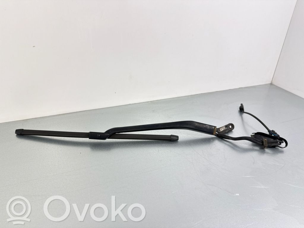 Mercedes-Benz S W222 Front wiper blade arm 