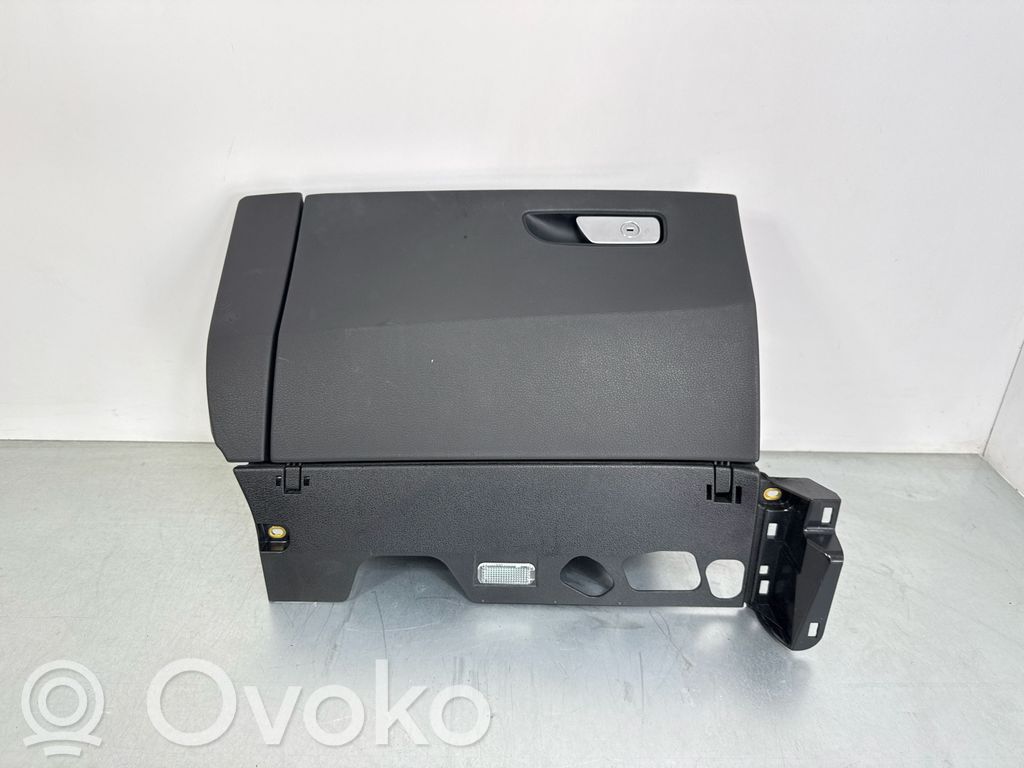 Guantera   4M2857035,21092013,K02702013