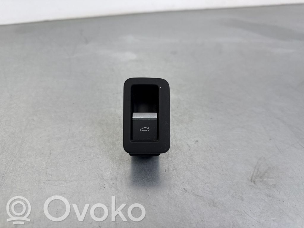 Audi A4 S4 B9 Interrupteur d'ouverture de coffre 