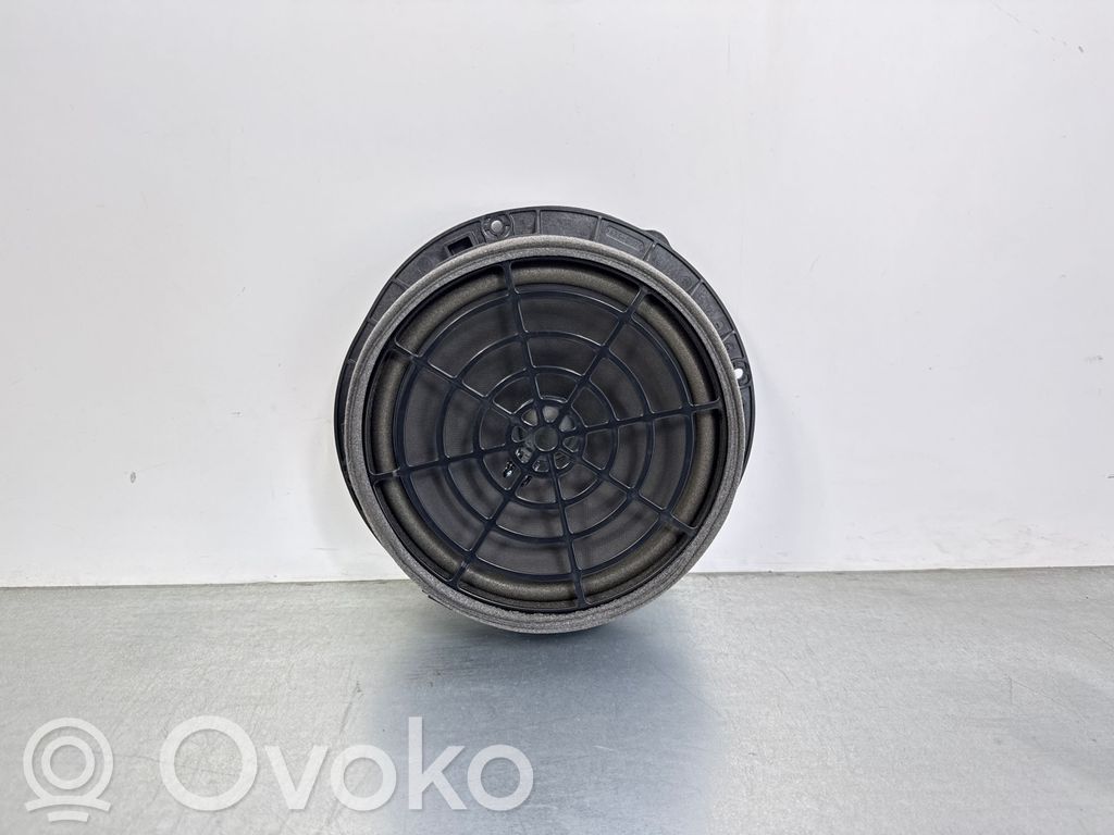Audi A4 S4 B9 Altavoz de la puerta delantera 