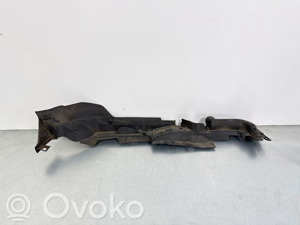 Panel wykończeniowy błotnika   8W0821170