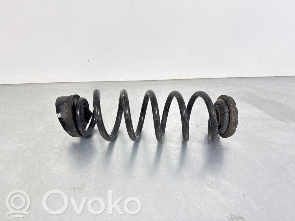 Audi A4 S4 B9 Takakierrejousi 