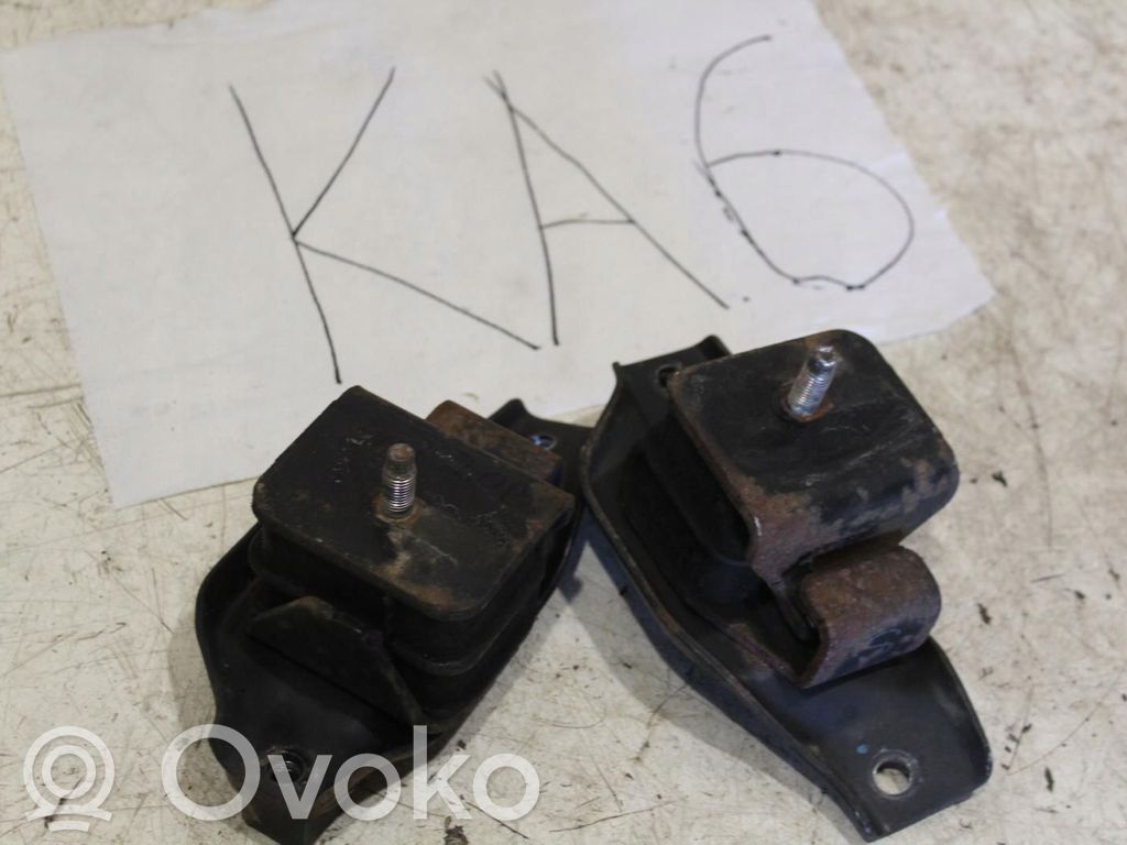 Engine mount bracket   41022FA090,41022FA091