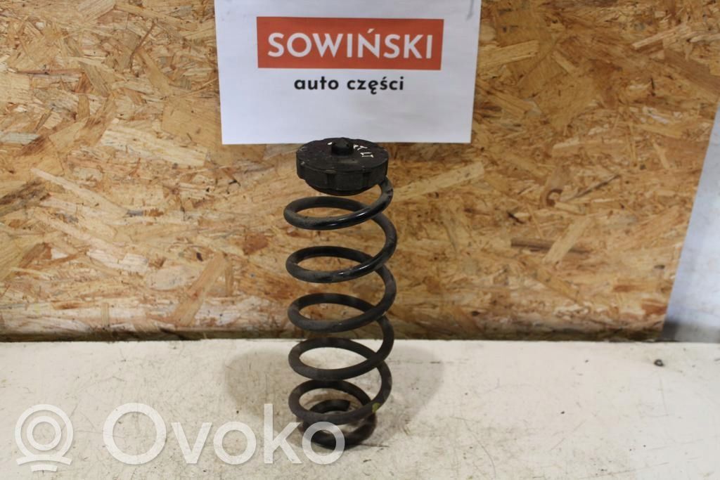 Audi A5 8T 8F Galinė spyruoklė 