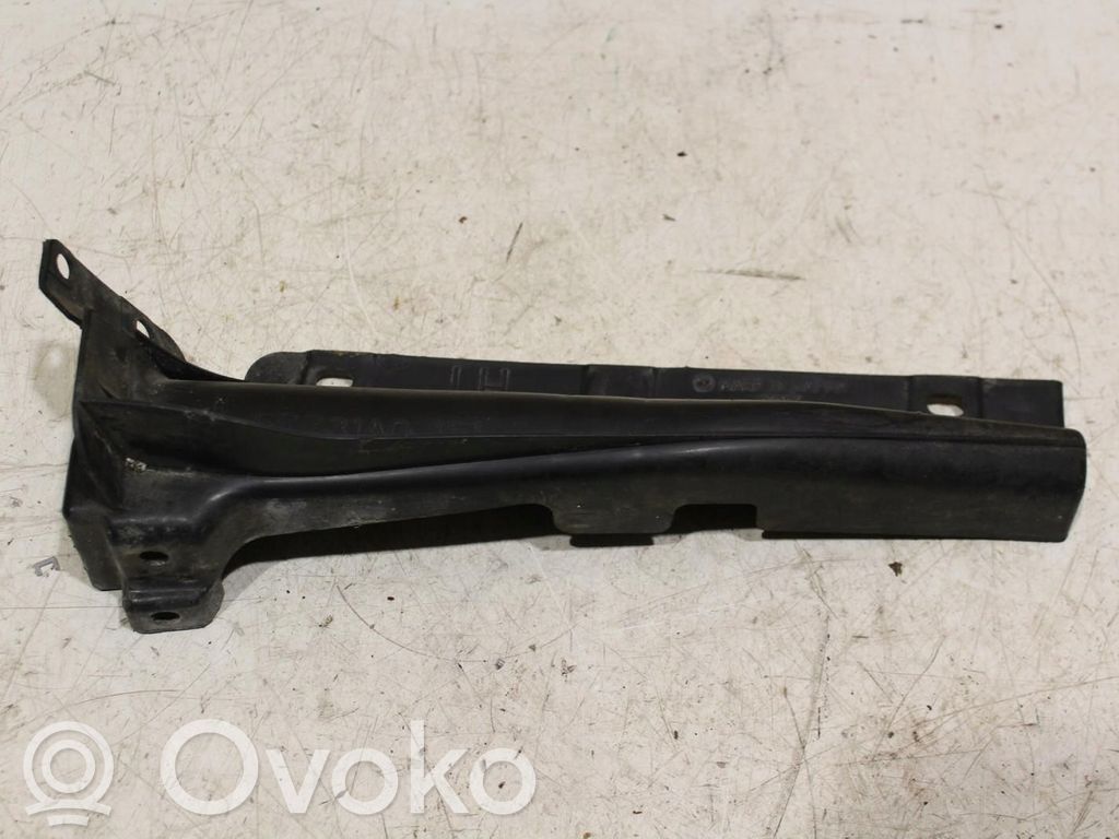 Subaru Legacy Galinis laikiklis bamperio 