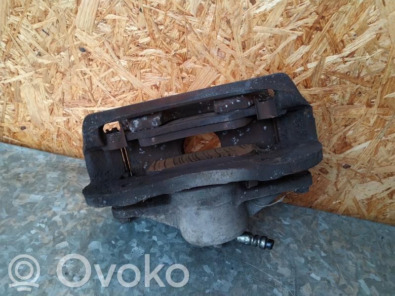KIA Cerato Etujarrusatula 