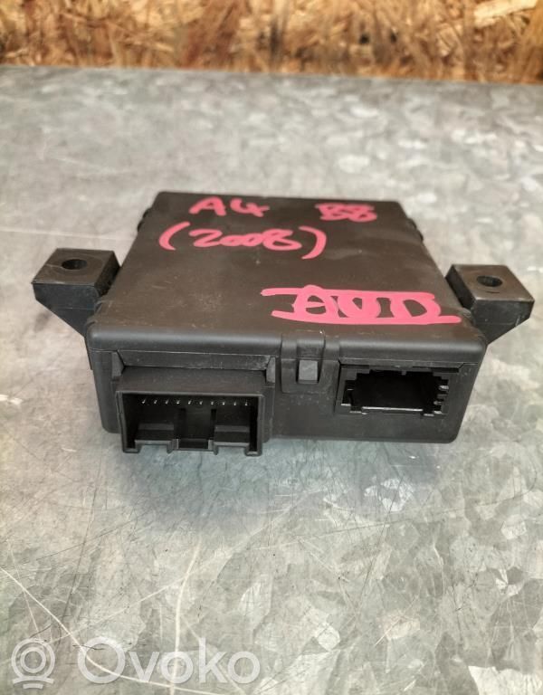 Audi A4 S4 B8 8K Engine control unit/module 