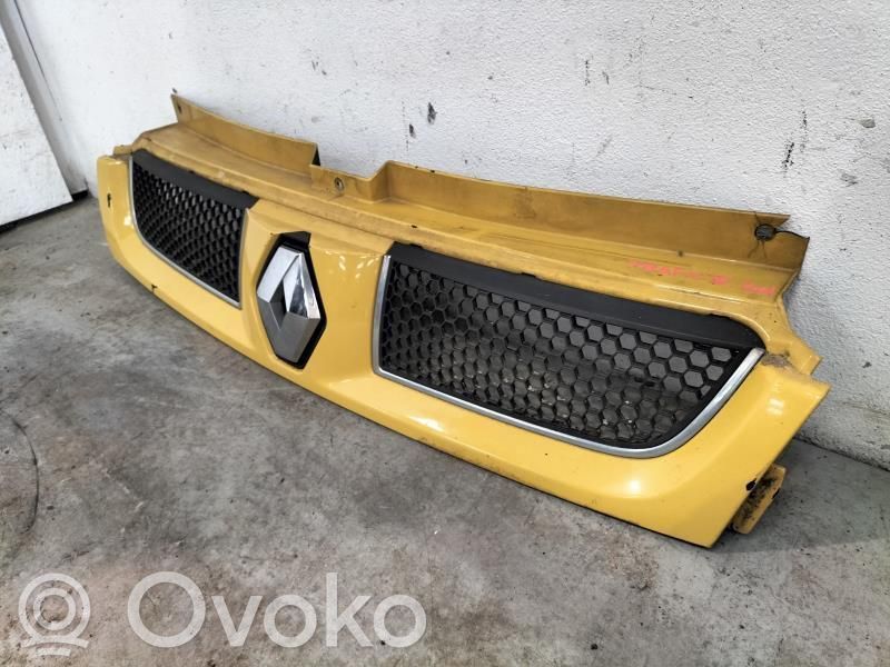 Renault Trafic II (X83) Etusäleikkö 