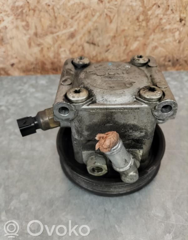 Ford C-MAX I Power steering pump 