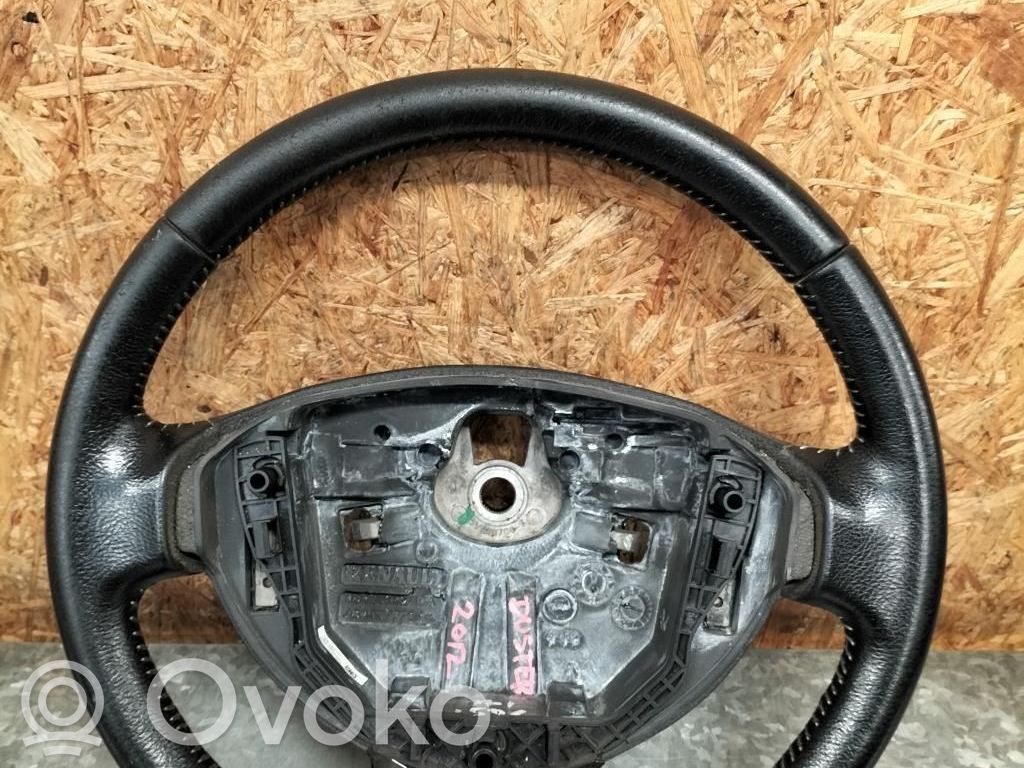 Dacia Duster Ohjauspyörä 