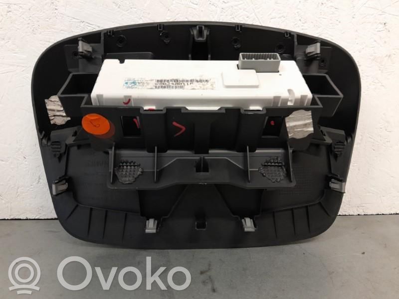 Renault Megane III Monitor / wyświetlacz / ekran 