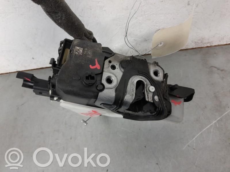 Citroen C5 Front door lock 