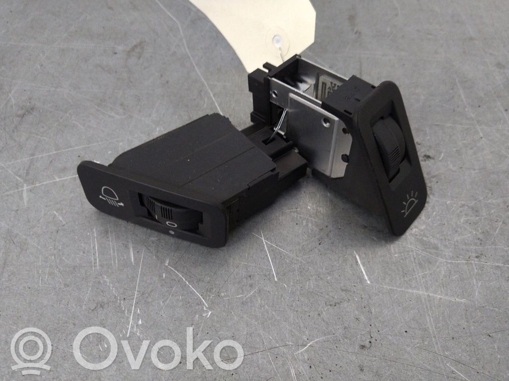 Peugeot 206 CC Headlight level height control switch 