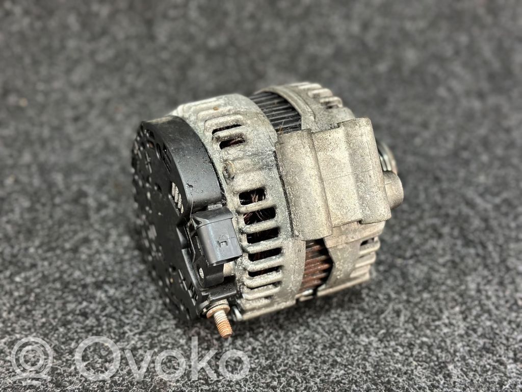 BMW 3 E90 E91 Lichtmaschine 
