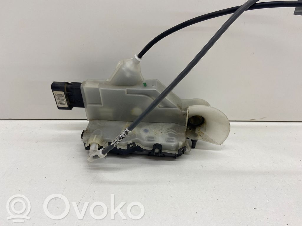 Etuoven lukko   A048069