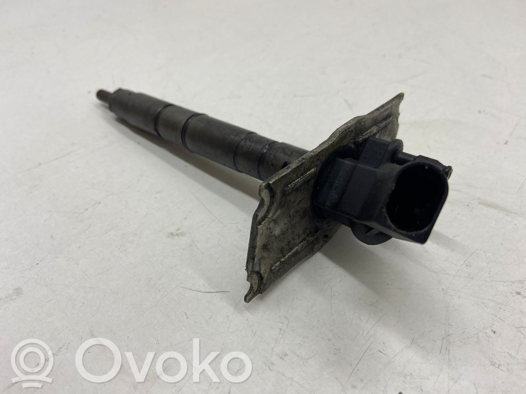 Audi A6 S6 C6 4F Polttoainesuutin 