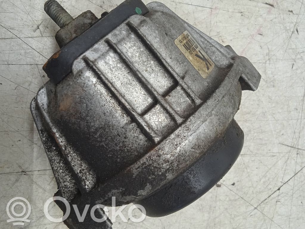 BMW X1 E84 Engine mount bracket 