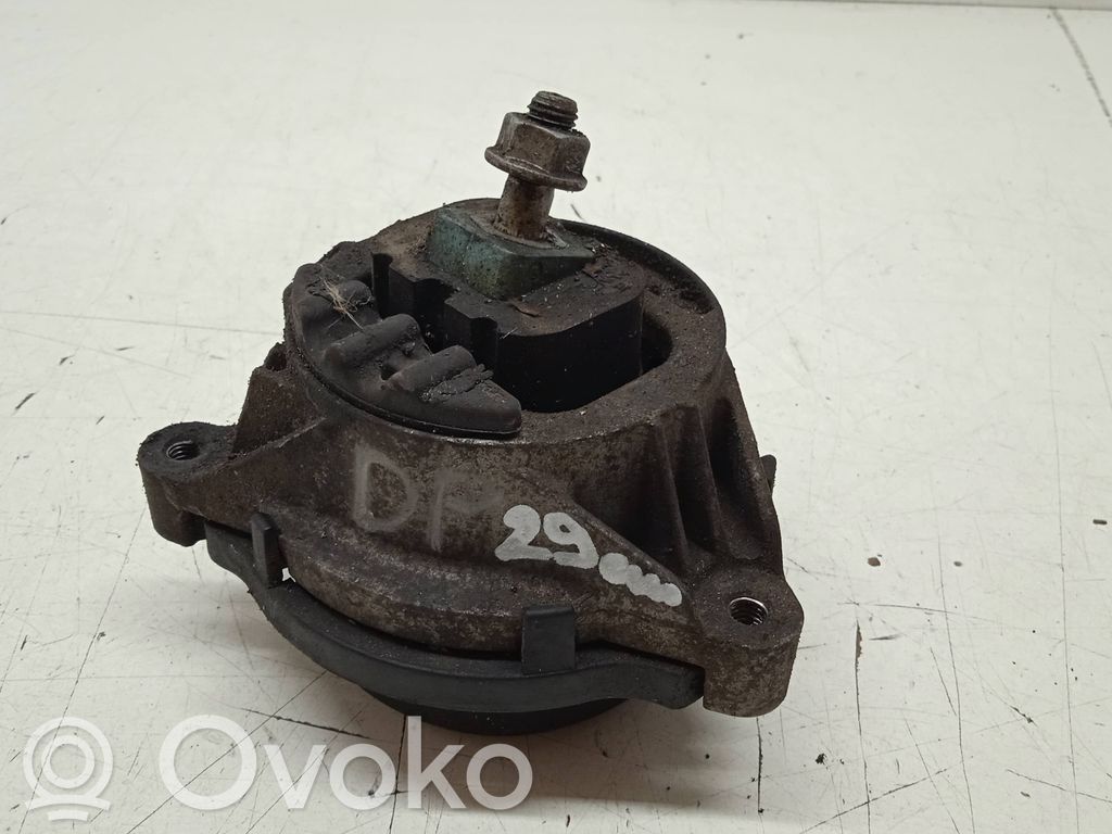 BMW 3 F30 F35 F31 Engine mount bracket 