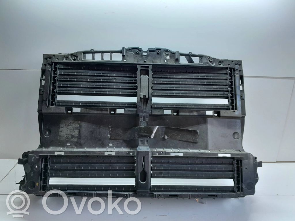 Ford Kuga III Radiator trim 