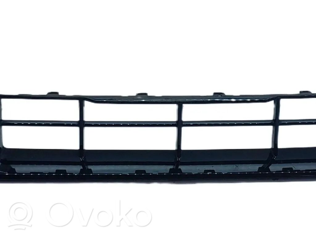 Volvo V60 Front bumper lower grill 