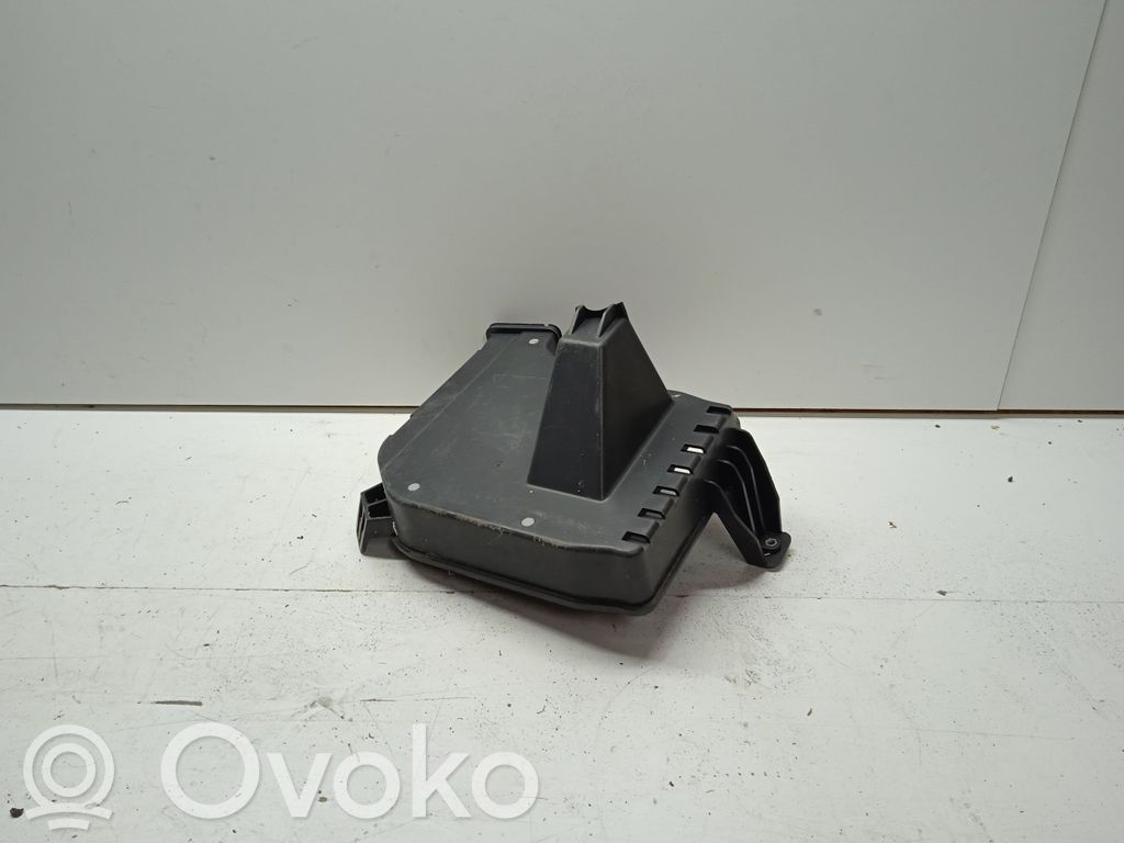 Volvo V40 Engine control unit box 