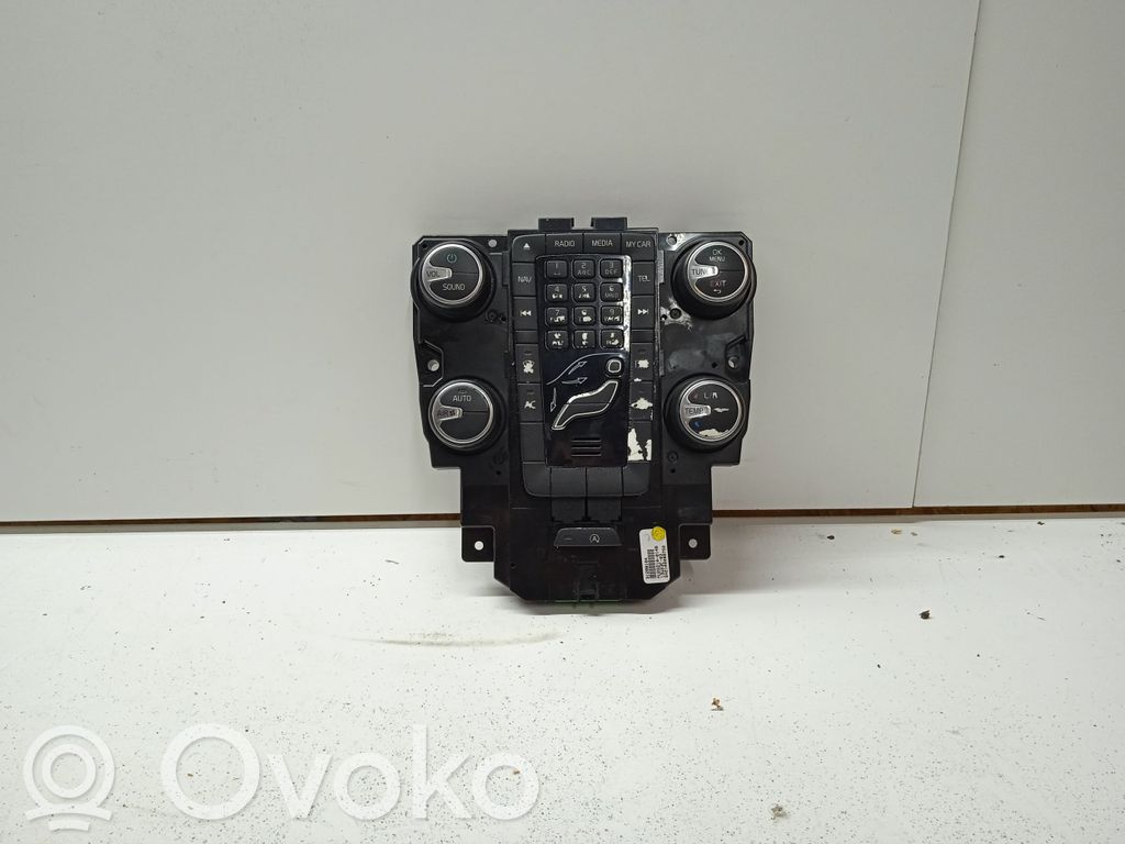 Volvo V40 Climate control unit 