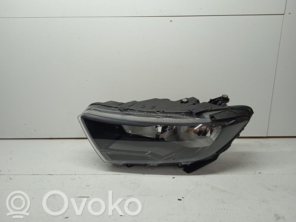 Ford Connect Phare frontale 