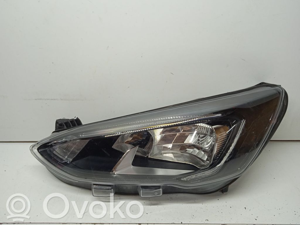 Ford Focus Headlight/headlamp 
