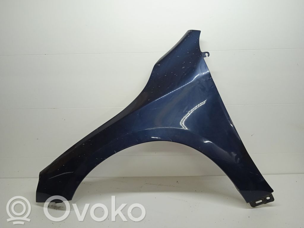 Volvo V60 Sparnas 