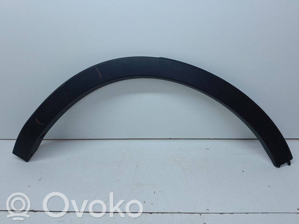 Volvo XC40 Listwa błotnika tylnego 