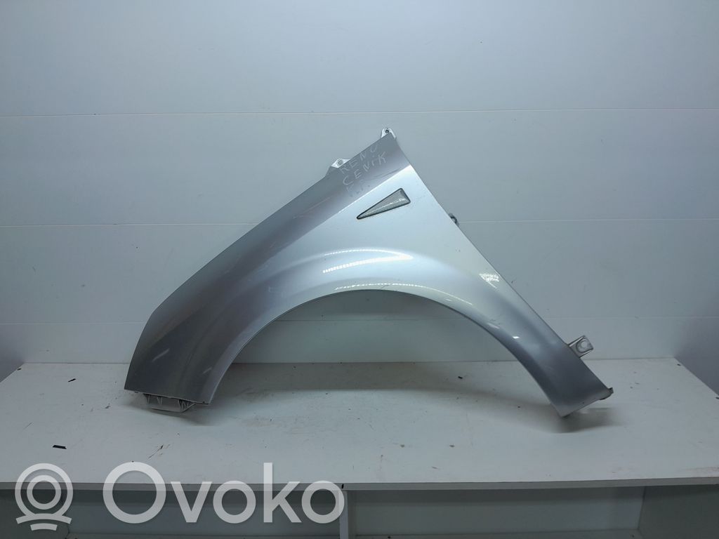 Błotnik przedni   8200020568G,8200020568