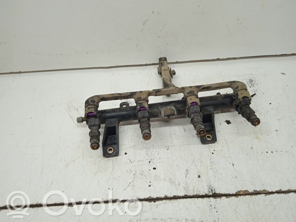 Peugeot 1007 Fuel injectors set 