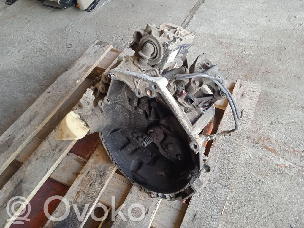 Peugeot 1007 Manual 5 speed gearbox 