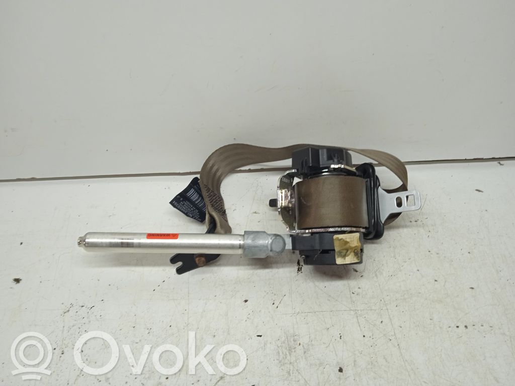 Volvo V70 Cinturón trasero 