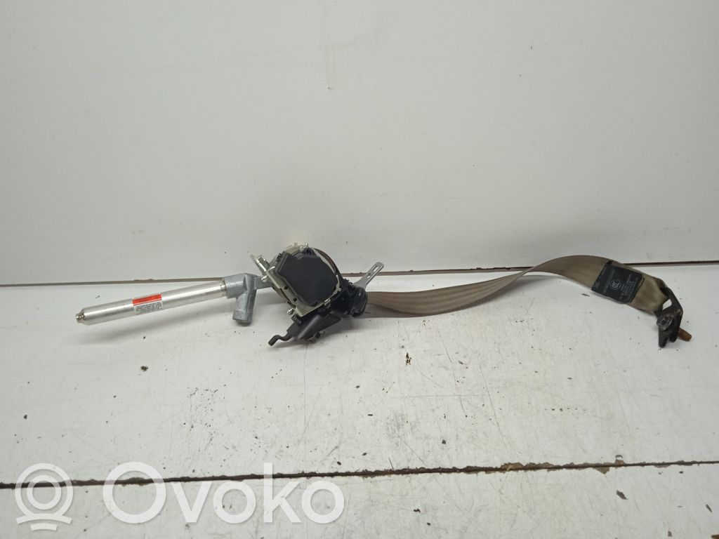 Volvo V70 Cinturón trasero 