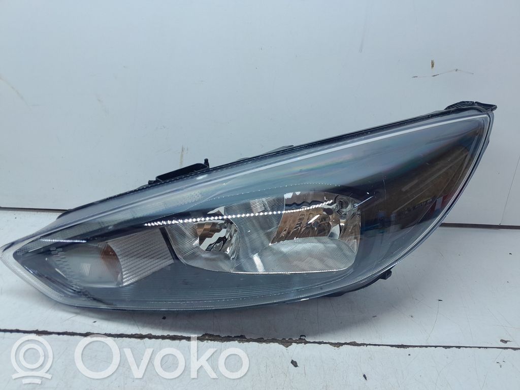 Ford Focus Scheinwerfer 