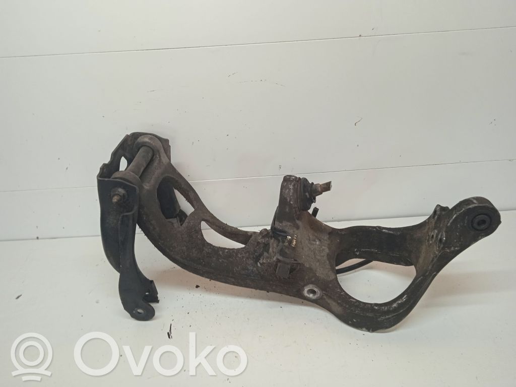 Citroen C5 Front wheel hub spindle knuckle 